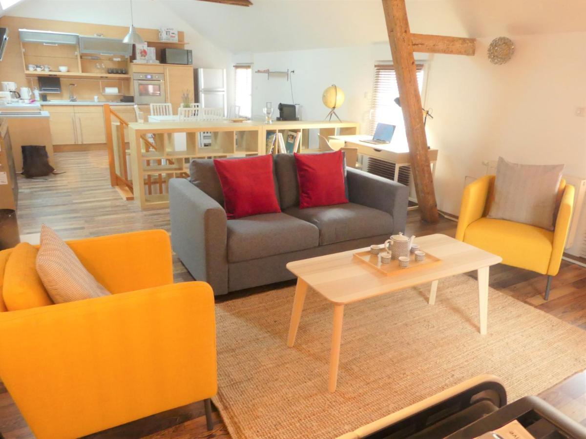 Maison De Ville, Fibre Et Netflix 贝尔福 外观 照片